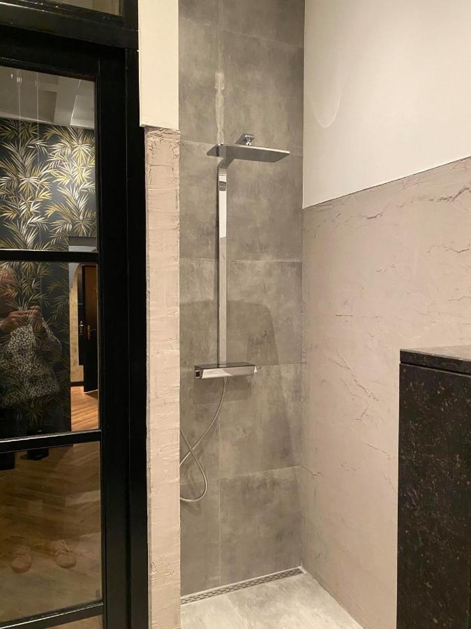 Atalanta-Wellness Roermond 'De Wethouder' Bed & Breakfast Herten Екстериор снимка